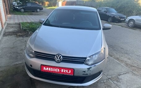 Volkswagen Polo VI (EU Market), 2013 год, 500 000 рублей, 1 фотография