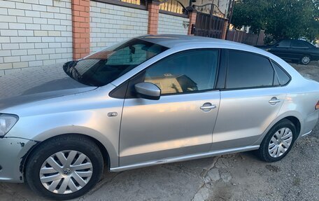 Volkswagen Polo VI (EU Market), 2013 год, 500 000 рублей, 2 фотография