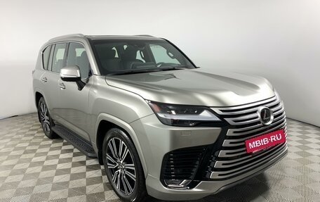 Lexus LX, 2024 год, 24 490 000 рублей, 3 фотография