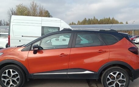 Renault Kaptur I рестайлинг, 2018 год, 1 550 000 рублей, 4 фотография