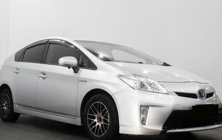 Toyota Prius, 2012 год, 1 579 000 рублей, 3 фотография