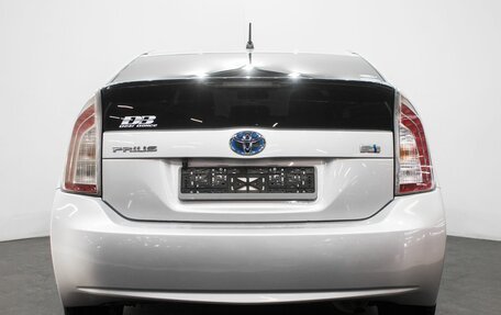 Toyota Prius, 2012 год, 1 579 000 рублей, 17 фотография