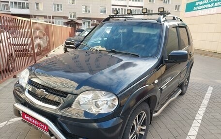 Chevrolet Niva I рестайлинг, 2012 год, 610 000 рублей, 1 фотография