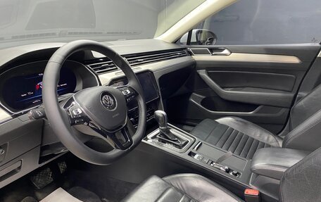 Volkswagen Passat B8 рестайлинг, 2017 год, 2 600 000 рублей, 14 фотография