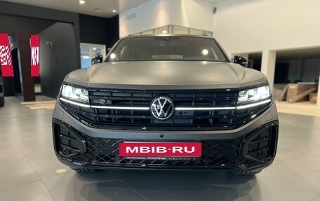 Volkswagen Touareg III, 2024 год, 17 000 000 рублей, 3 фотография