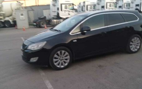 Opel Astra J, 2011 год, 450 000 рублей, 4 фотография