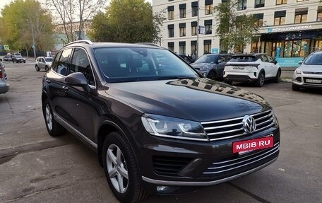 Volkswagen Touareg III, 2015 год, 3 690 000 рублей, 2 фотография