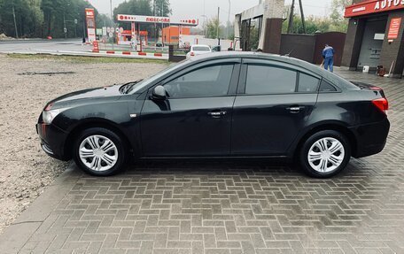 Chevrolet Cruze II, 2011 год, 715 000 рублей, 2 фотография