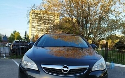 Opel Astra J, 2011 год, 755 000 рублей, 1 фотография