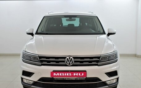 Volkswagen Tiguan II, 2017 год, 2 550 000 рублей, 2 фотография