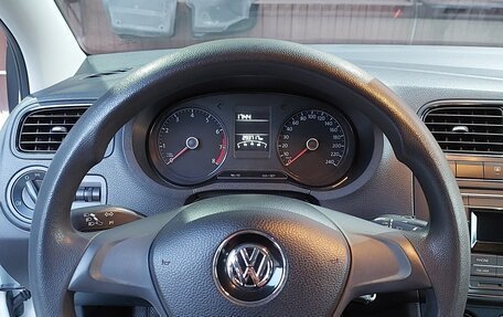 Volkswagen Polo VI (EU Market), 2017 год, 1 090 000 рублей, 4 фотография