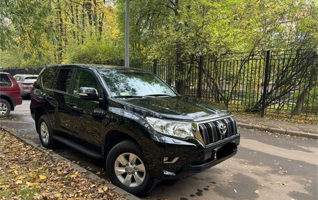 Toyota Land Cruiser Prado 150 рестайлинг 2, 2021 год, 6 890 000 рублей, 12 фотография