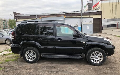 Toyota Land Cruiser Prado 120 рестайлинг, 2008 год, 2 500 000 рублей, 2 фотография