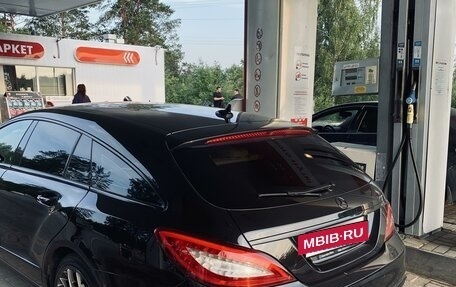 Mercedes-Benz CLS, 2014 год, 3 500 000 рублей, 3 фотография