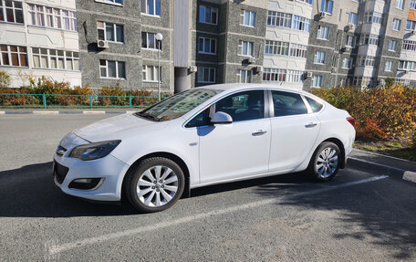 Opel Astra J, 2013 год, 1 100 000 рублей, 1 фотография