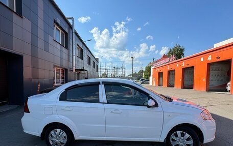 Chevrolet Aveo III, 2011 год, 530 000 рублей, 3 фотография