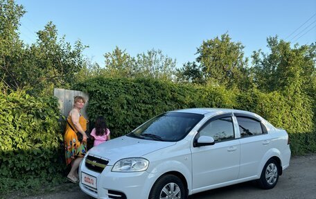 Chevrolet Aveo III, 2011 год, 530 000 рублей, 2 фотография