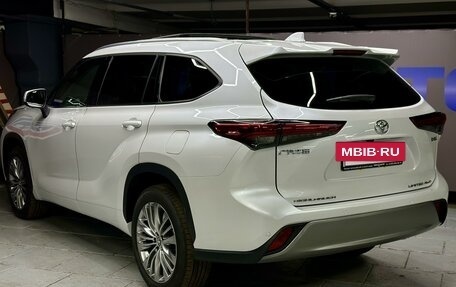 Toyota Highlander, 2024 год, 6 600 000 рублей, 6 фотография