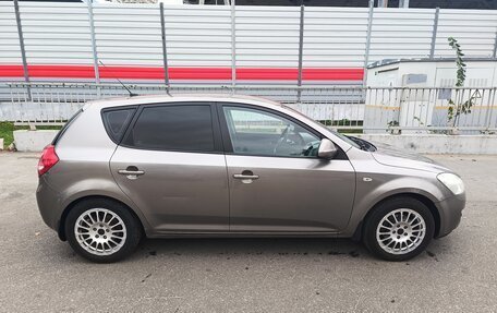 KIA cee'd I рестайлинг, 2008 год, 650 000 рублей, 2 фотография