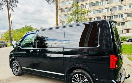 Volkswagen Multivan T6 рестайлинг, 2021 год, 6 499 999 рублей, 5 фотография