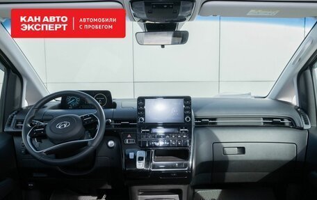 Hyundai Staria, 2022 год, 5 700 000 рублей, 6 фотография