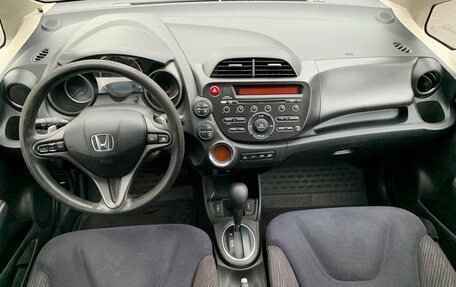 Honda Jazz II рестайлинг, 2011 год, 760 000 рублей, 11 фотография