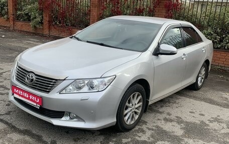 Toyota Camry, 2012 год, 1 600 000 рублей, 2 фотография