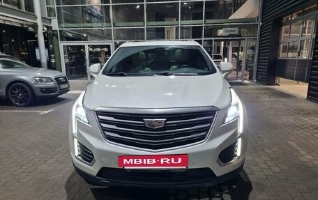 Cadillac XT5 I рестайлинг, 2016 год, 3 199 000 рублей, 2 фотография