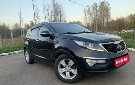 KIA Sportage III, 2011 год, 1 600 000 рублей, 2 фотография