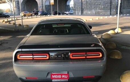 Dodge Challenger III рестайлинг 2, 2023 год, 7 325 000 рублей, 3 фотография