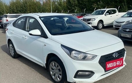 Hyundai Solaris II рестайлинг, 2019 год, 1 120 000 рублей, 3 фотография