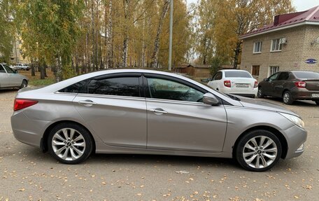 Hyundai Sonata VI, 2011 год, 1 120 000 рублей, 5 фотография