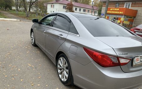 Hyundai Sonata VI, 2011 год, 1 120 000 рублей, 7 фотография