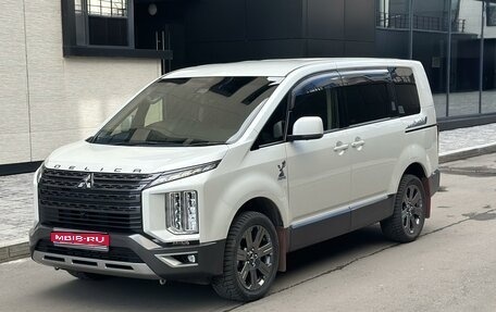 Mitsubishi Delica D:5 I, 2020 год, 4 100 000 рублей, 1 фотография