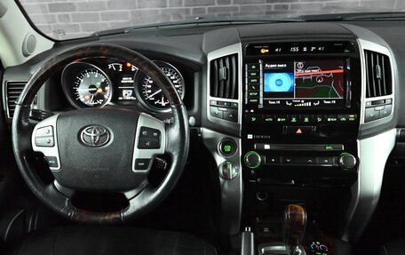 Toyota Land Cruiser 200, 2012 год, 4 950 000 рублей, 13 фотография