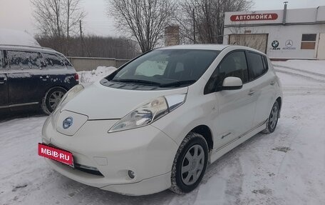 Nissan Leaf I, 2012 год, 500 000 рублей, 13 фотография