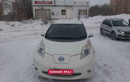 Nissan Leaf I, 2012 год, 500 000 рублей, 14 фотография