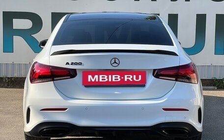 Mercedes-Benz A-Класс, 2018 год, 2 850 000 рублей, 7 фотография