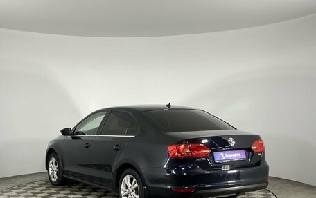 Volkswagen Jetta VI, 2013 год, 1 050 000 рублей, 6 фотография