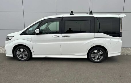 Honda Stepwgn IV, 2018 год, 2 600 000 рублей, 8 фотография