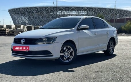 Volkswagen Jetta VI, 2015 год, 890 000 рублей, 3 фотография