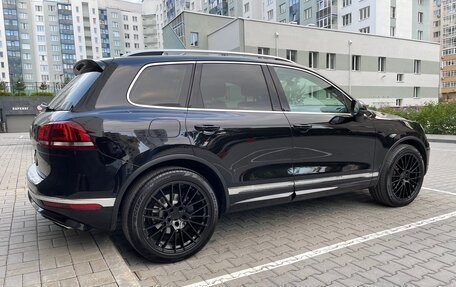 Volkswagen Touareg III, 2017 год, 4 000 000 рублей, 2 фотография