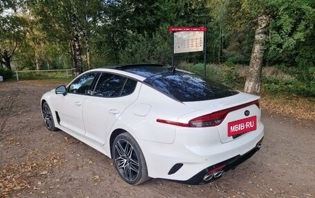 KIA Stinger I, 2021 год, 3 990 000 рублей, 8 фотография