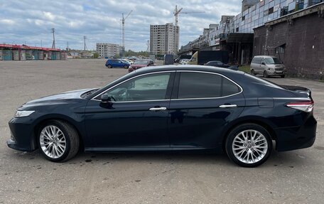 Toyota Camry, 2018 год, 2 970 000 рублей, 8 фотография