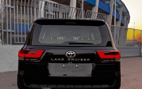 Toyota Land Cruiser, 2024 год, 13 890 000 рублей, 5 фотография