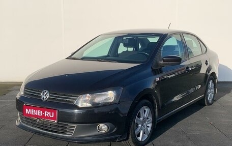 Volkswagen Polo VI (EU Market), 2014 год, 1 000 000 рублей, 1 фотография