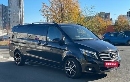 Mercedes-Benz V-Класс, 2017 год, 6 500 000 рублей, 6 фотография