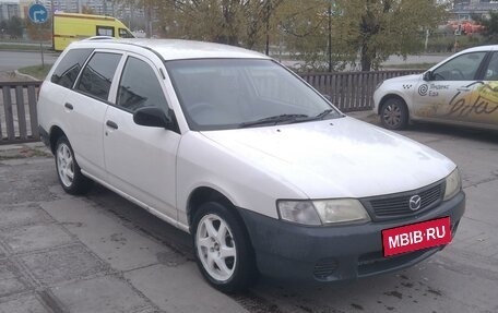 Mazda Familia Y11, 2000 год, 240 000 рублей, 1 фотография