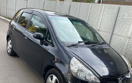 Honda Fit III, 2004 год, 610 000 рублей, 2 фотография