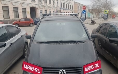 Volkswagen Sharan I рестайлинг, 2002 год, 660 000 рублей, 2 фотография